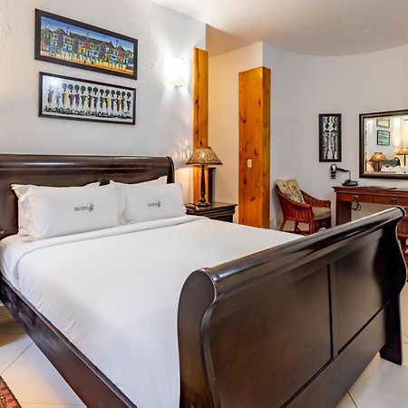 Zulu Nyala Country Manor Hotel Johannesburg Bagian luar foto