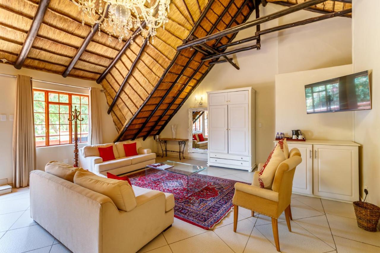 Zulu Nyala Country Manor Hotel Johannesburg Bagian luar foto