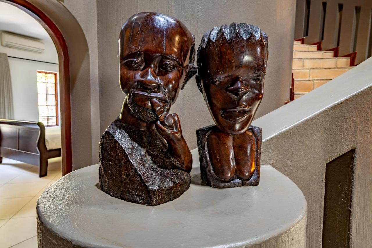 Zulu Nyala Country Manor Hotel Johannesburg Bagian luar foto
