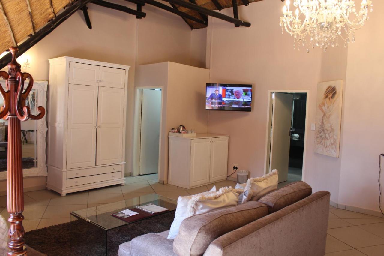 Zulu Nyala Country Manor Hotel Johannesburg Bagian luar foto