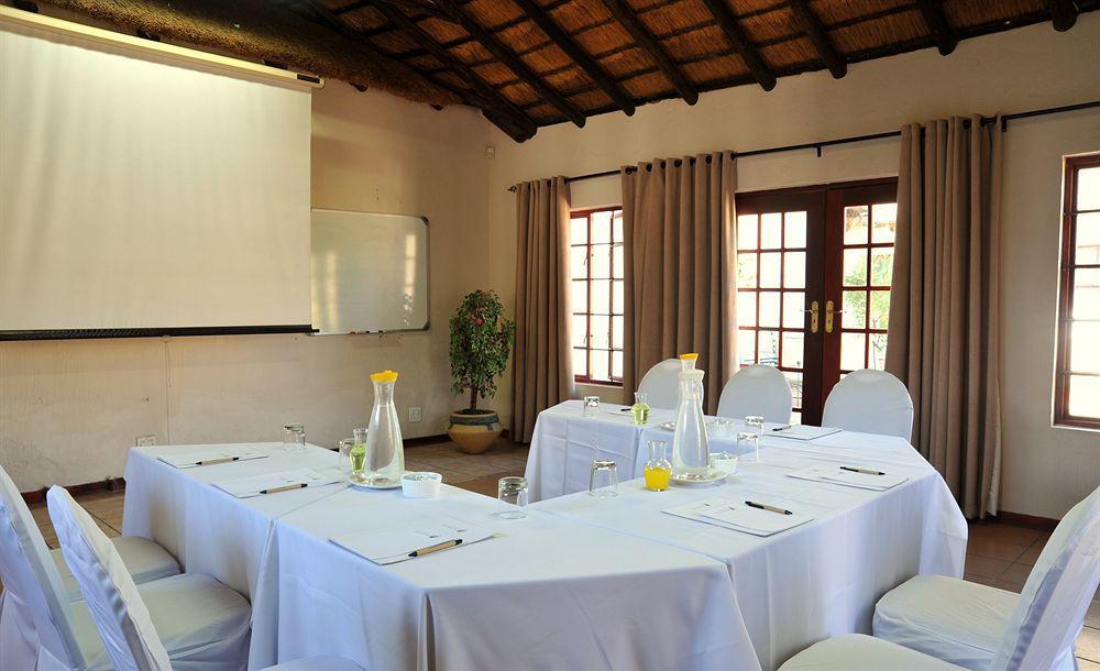 Zulu Nyala Country Manor Hotel Johannesburg Bagian luar foto