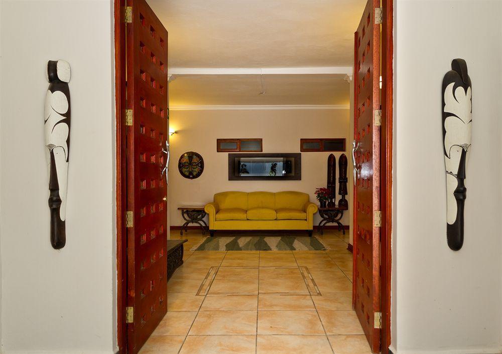 Zulu Nyala Country Manor Hotel Johannesburg Bagian luar foto