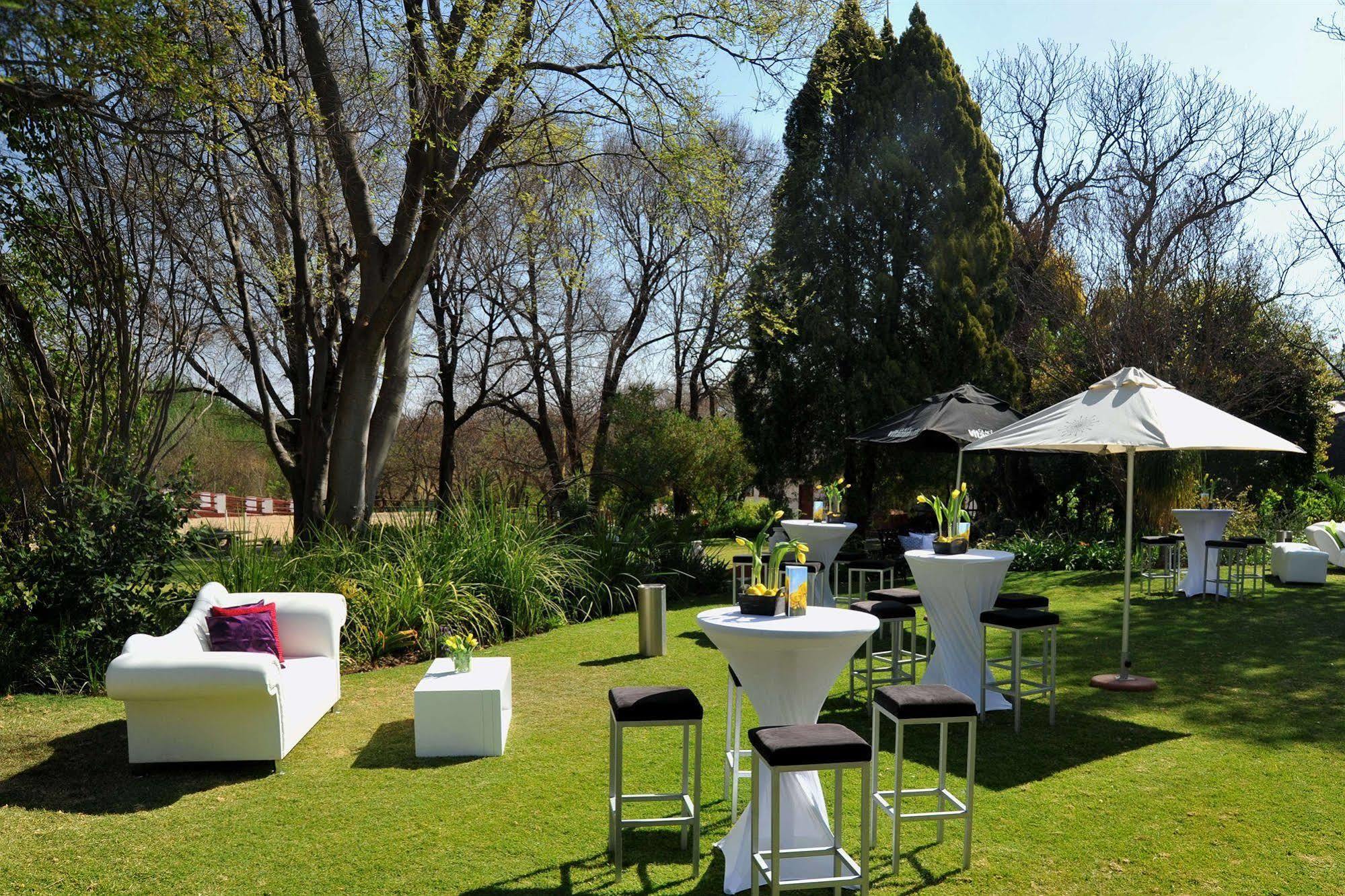 Zulu Nyala Country Manor Hotel Johannesburg Bagian luar foto