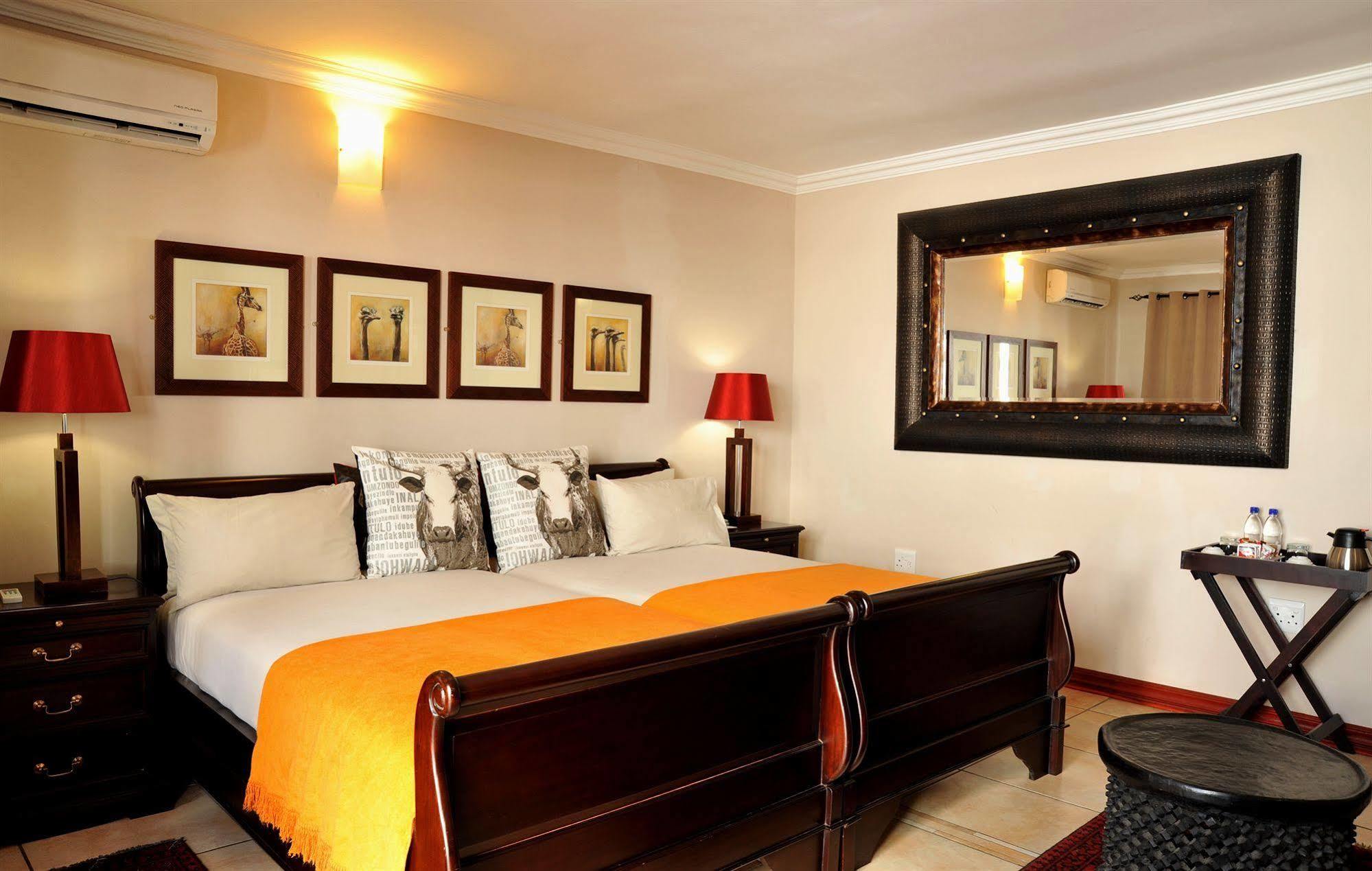 Zulu Nyala Country Manor Hotel Johannesburg Bagian luar foto